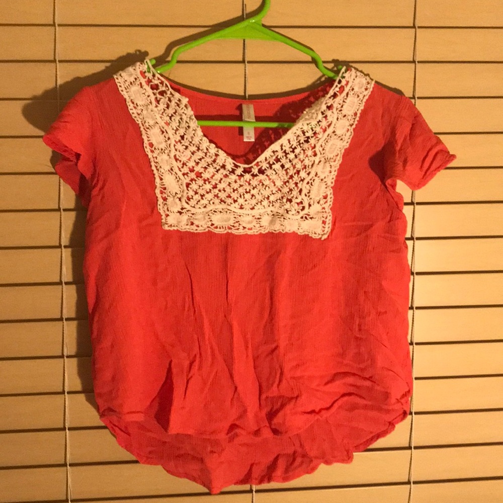 Pink t shirt